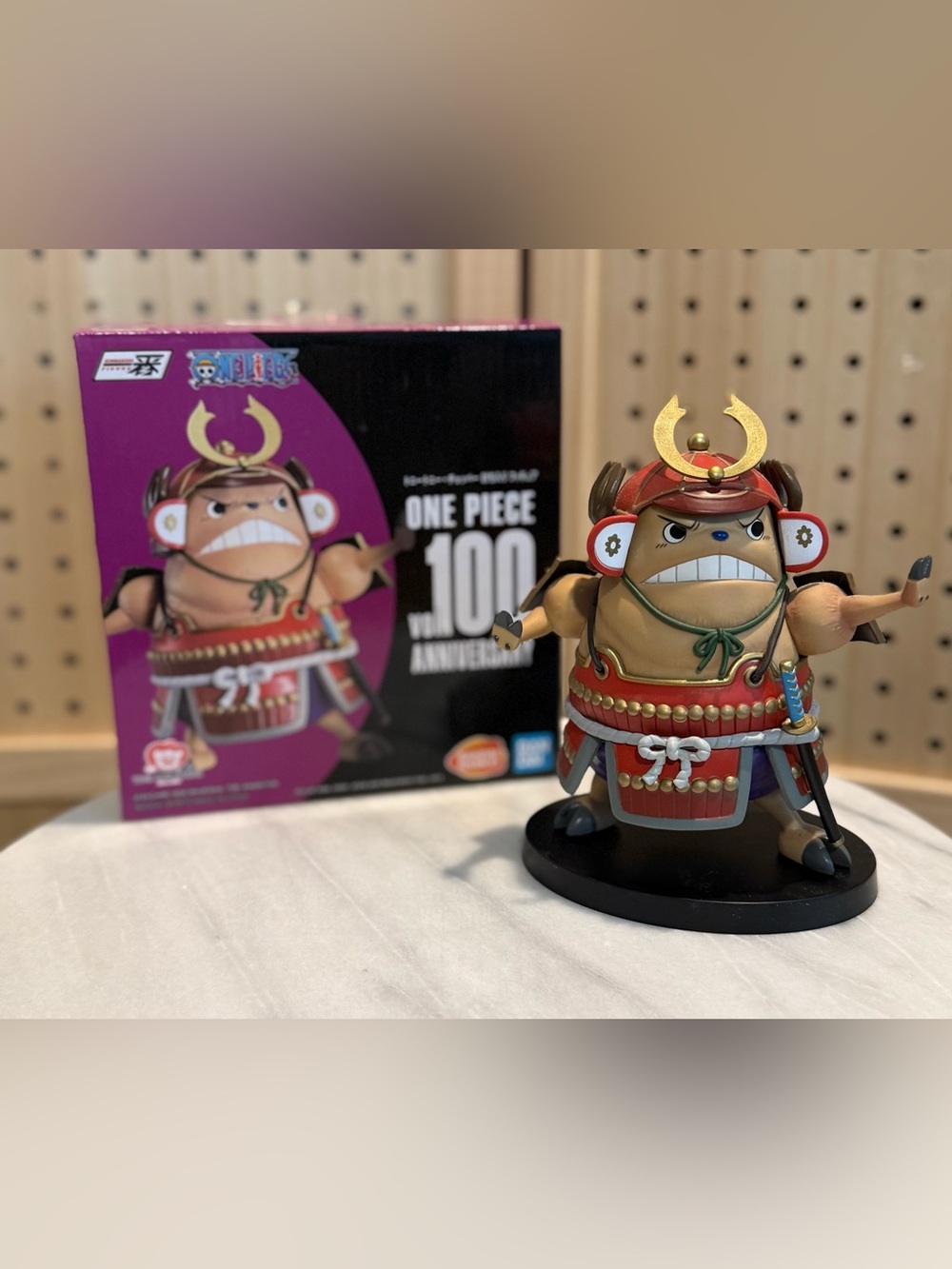 Onepiece Chopper Samurai Figure - Red, Gold, Brown